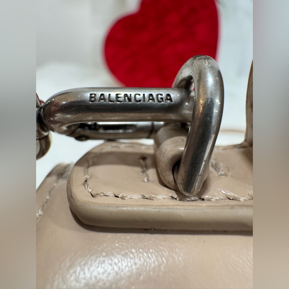 BALENCIAGA Hourglass Small Handbag in beige shiny box calfskin Bag - Picture 14 of 16